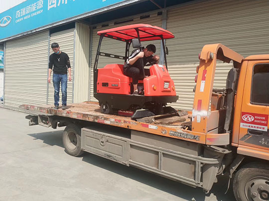 深圳電動掃地機對工業有什么影響嘛