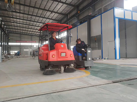 電動環(huán)衛(wèi)掃地車維護與保養(yǎng)