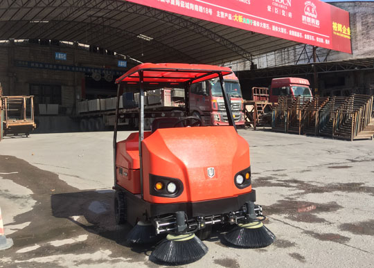 小區電動掃地車價格多少錢